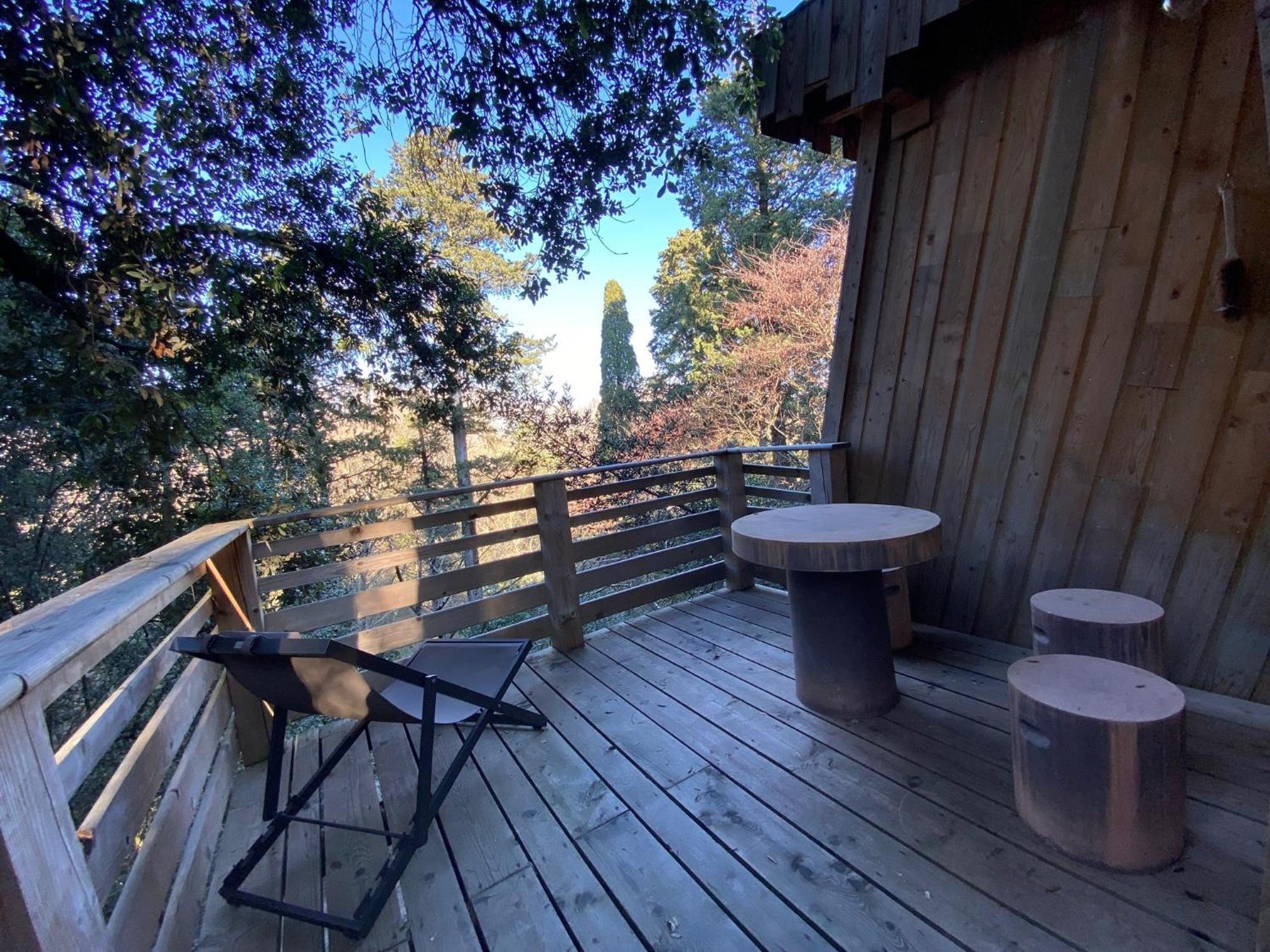 Les Cabanes Dans Les Bois Logis Hotel Villedubert Exterior photo
