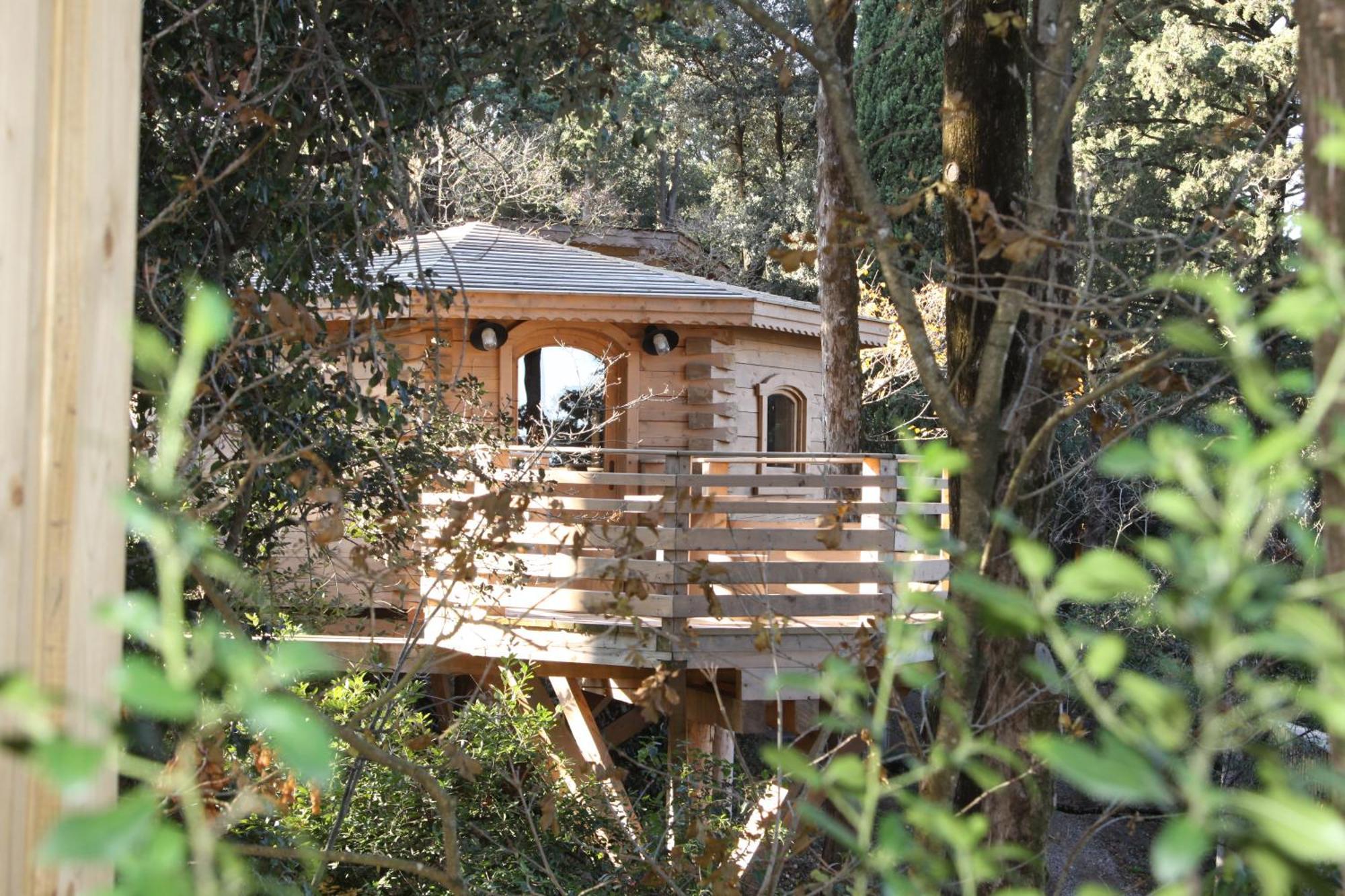 Les Cabanes Dans Les Bois Logis Hotel Villedubert Exterior photo